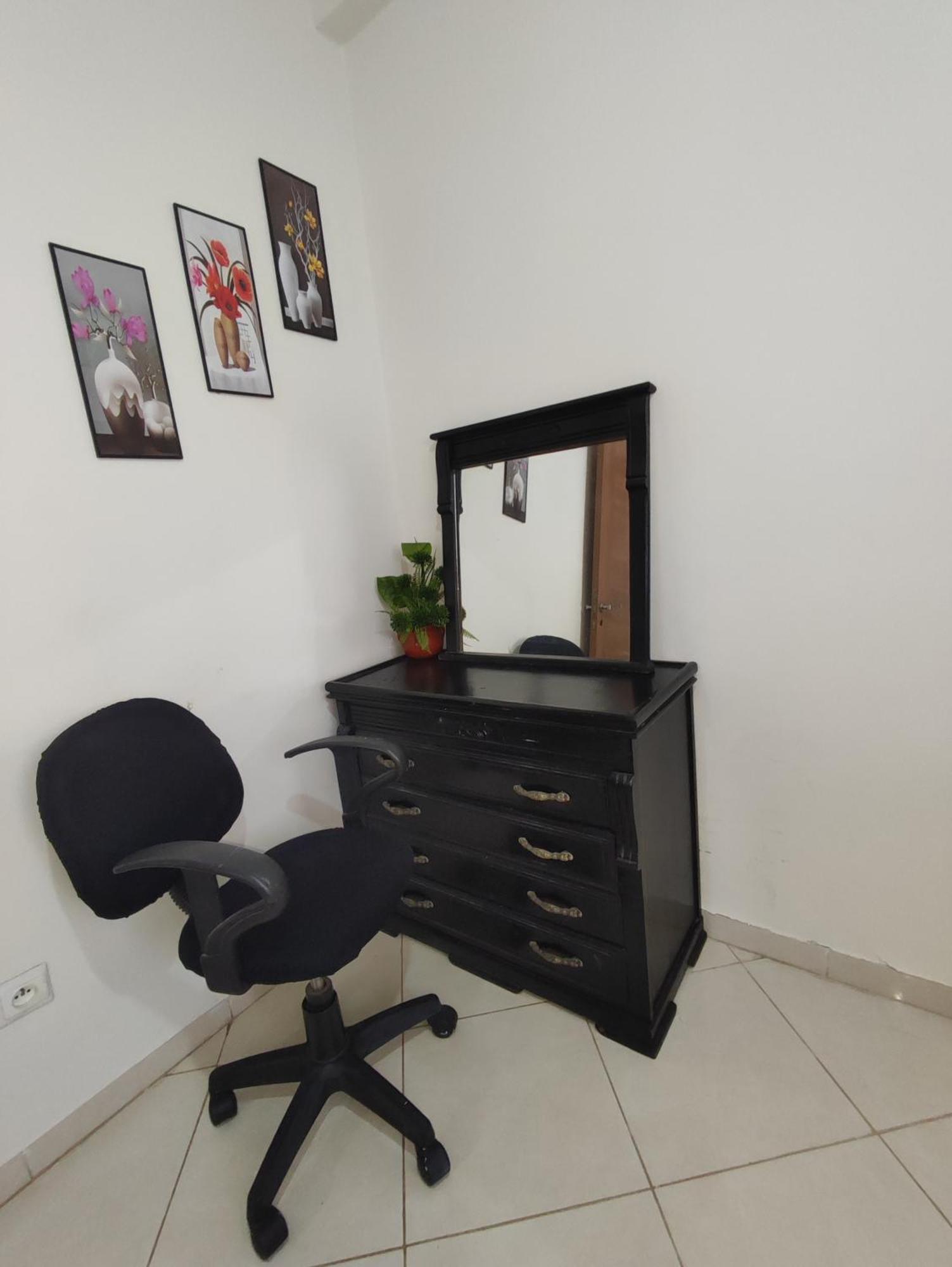 Beautiful Ground-Floor Apartment With Portable Air Conditioning, Parking, And Free Wi-Fi Касабланка Экстерьер фото